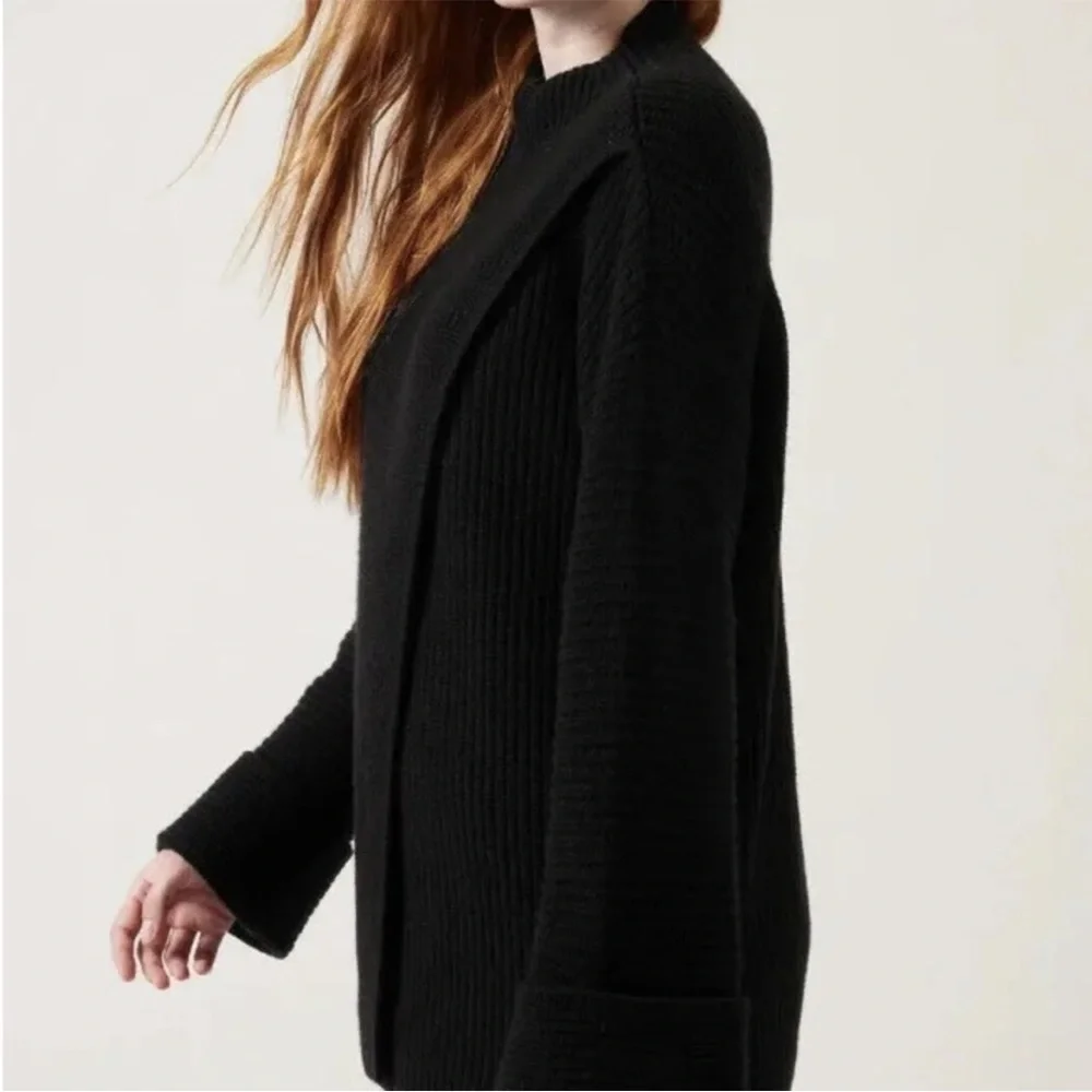 Athleta Black Merino Wool Cashmere Cowl Neck Split Front Sweater Oversized M - Picture 4 of 16